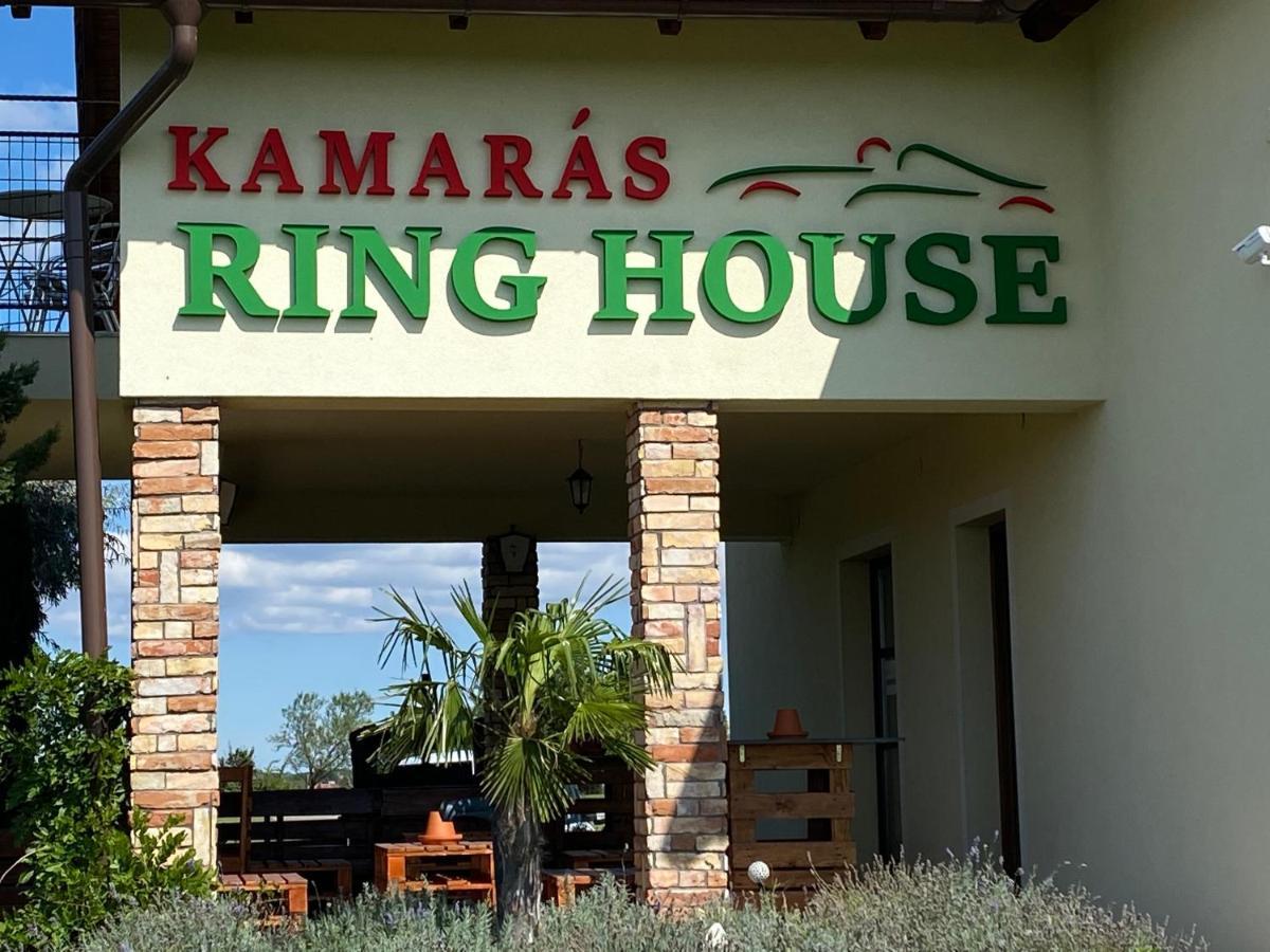 Mogyoród Kamaras Ring House B&B 외부 사진